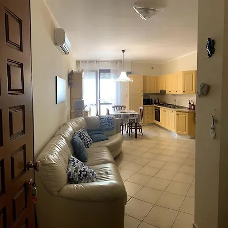 Apartment Con Ampia Veranda *
